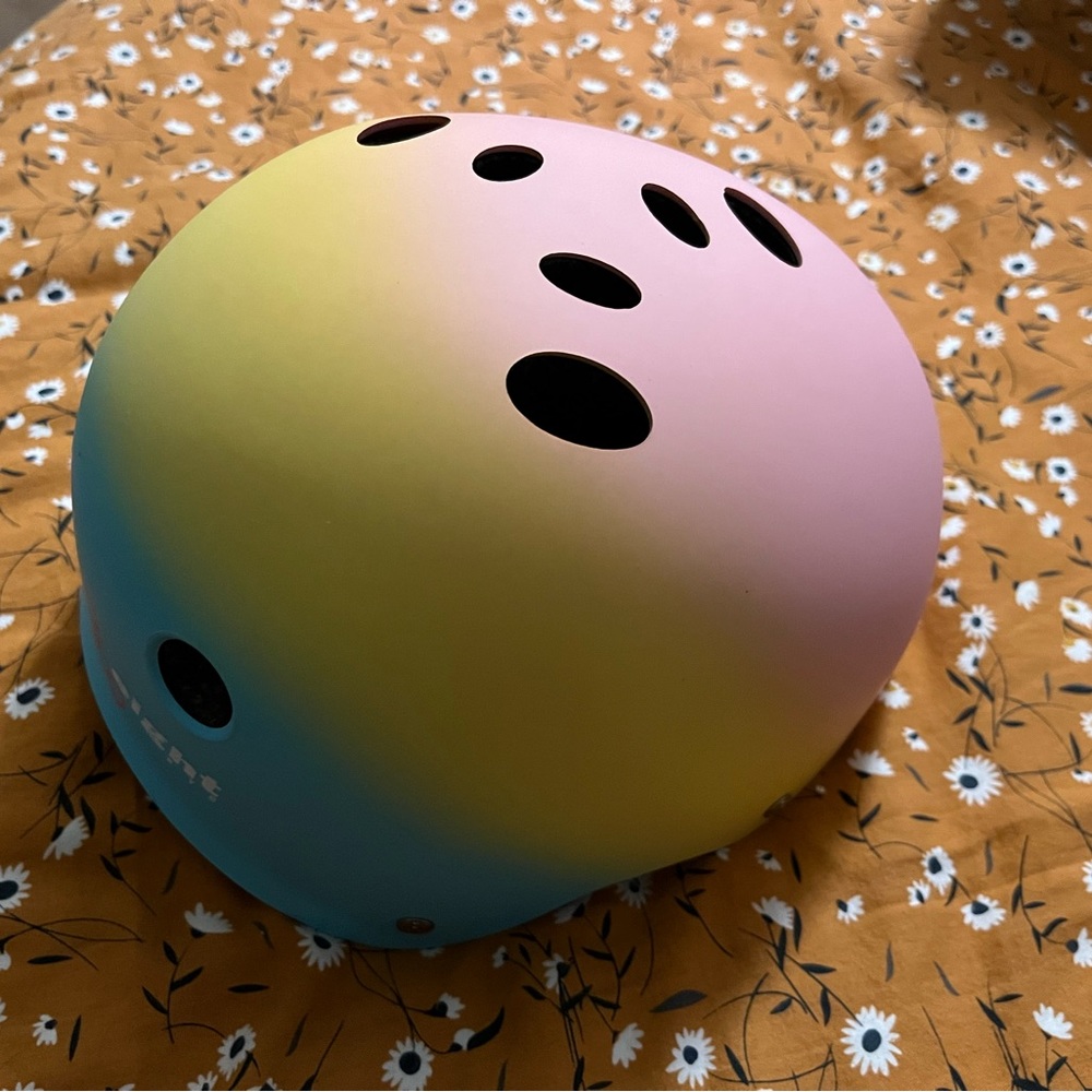 Triple Eight helmet (brand new)